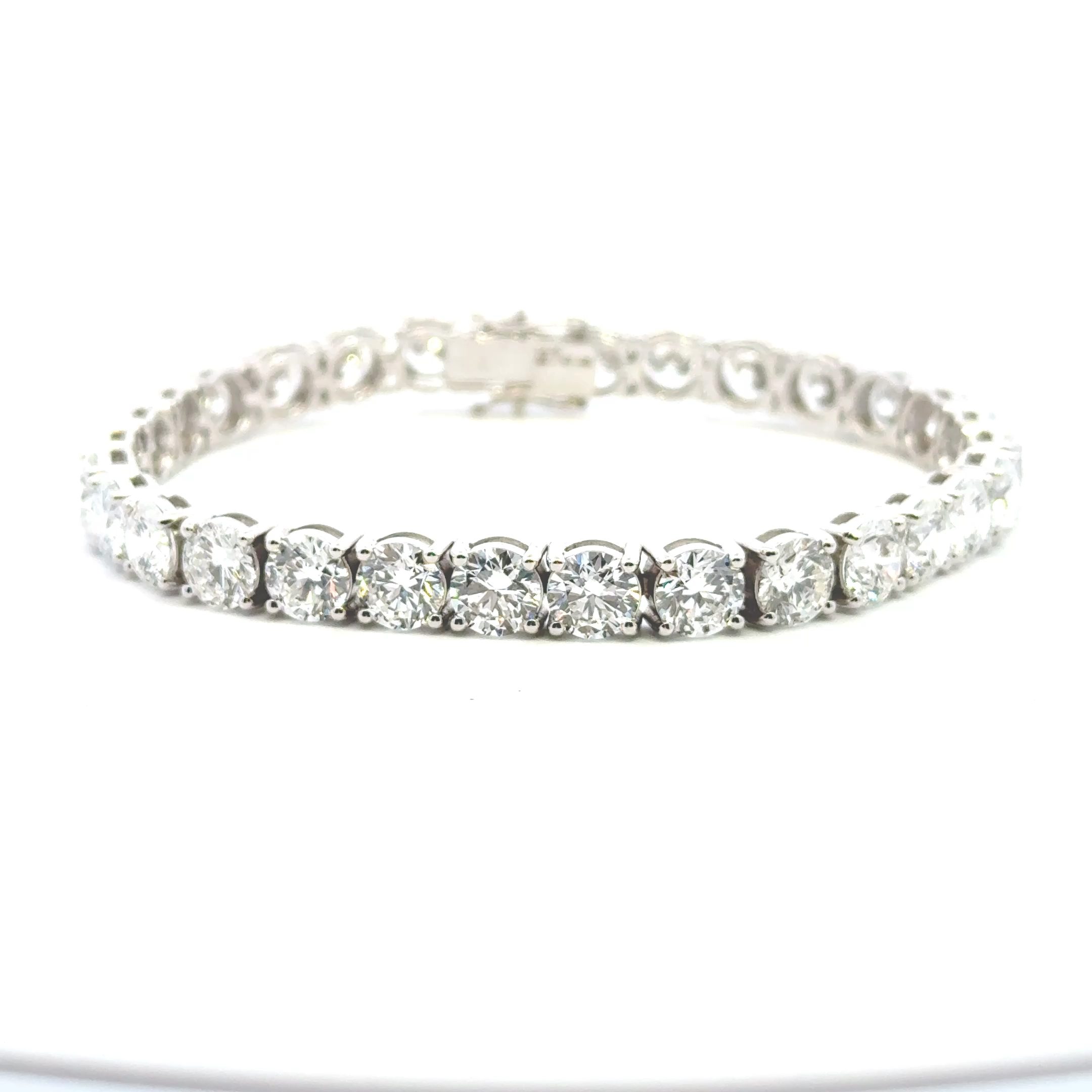 14k WG Lab Grown Diamond  Bracelet  Round 31.26CT 30D  -31.26CTW  21.07GR