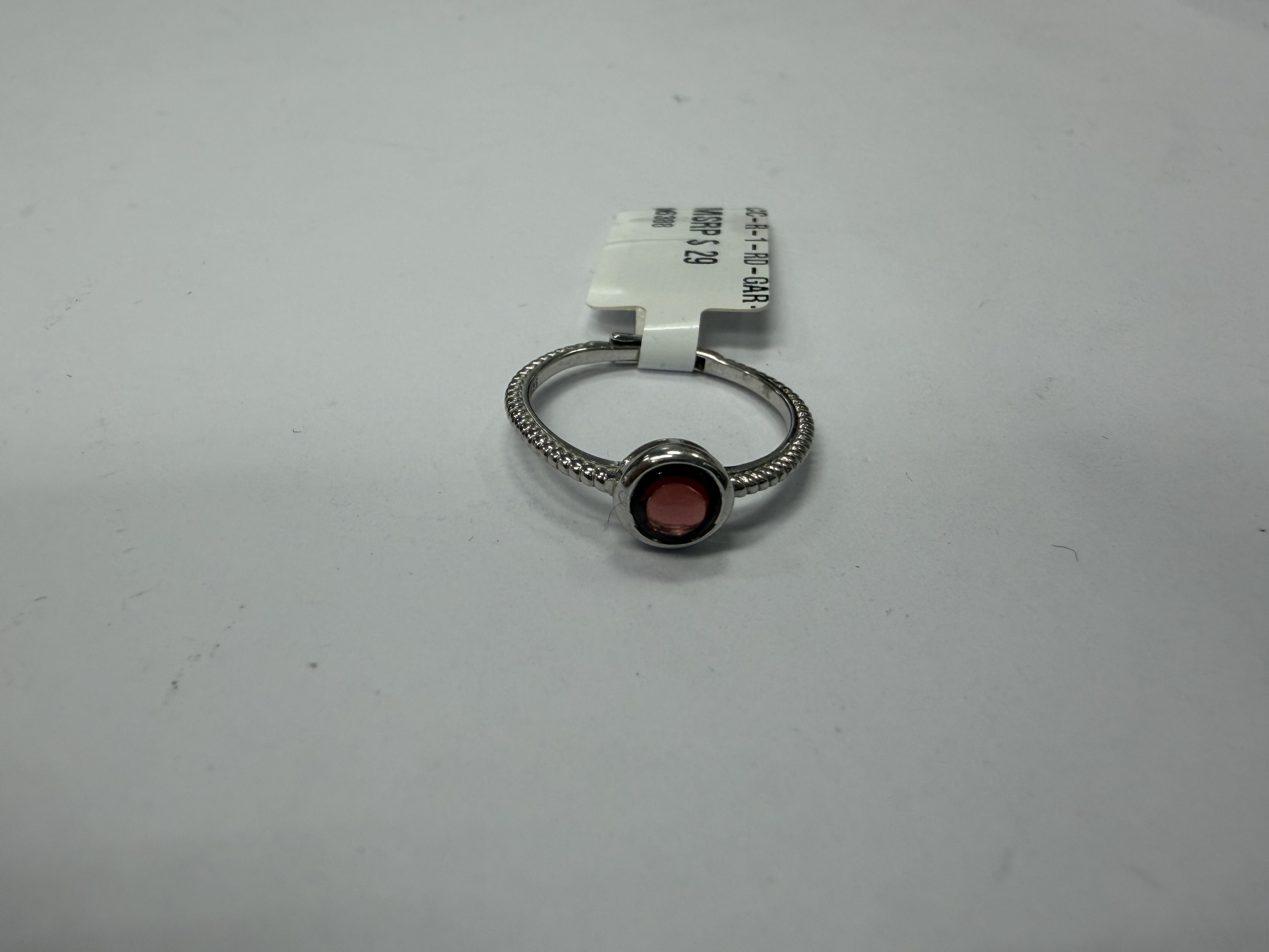 Color Candy Collection Rings with 1 pcs 5MM RD Garnet set on 1.45 gr SS/14k WG 