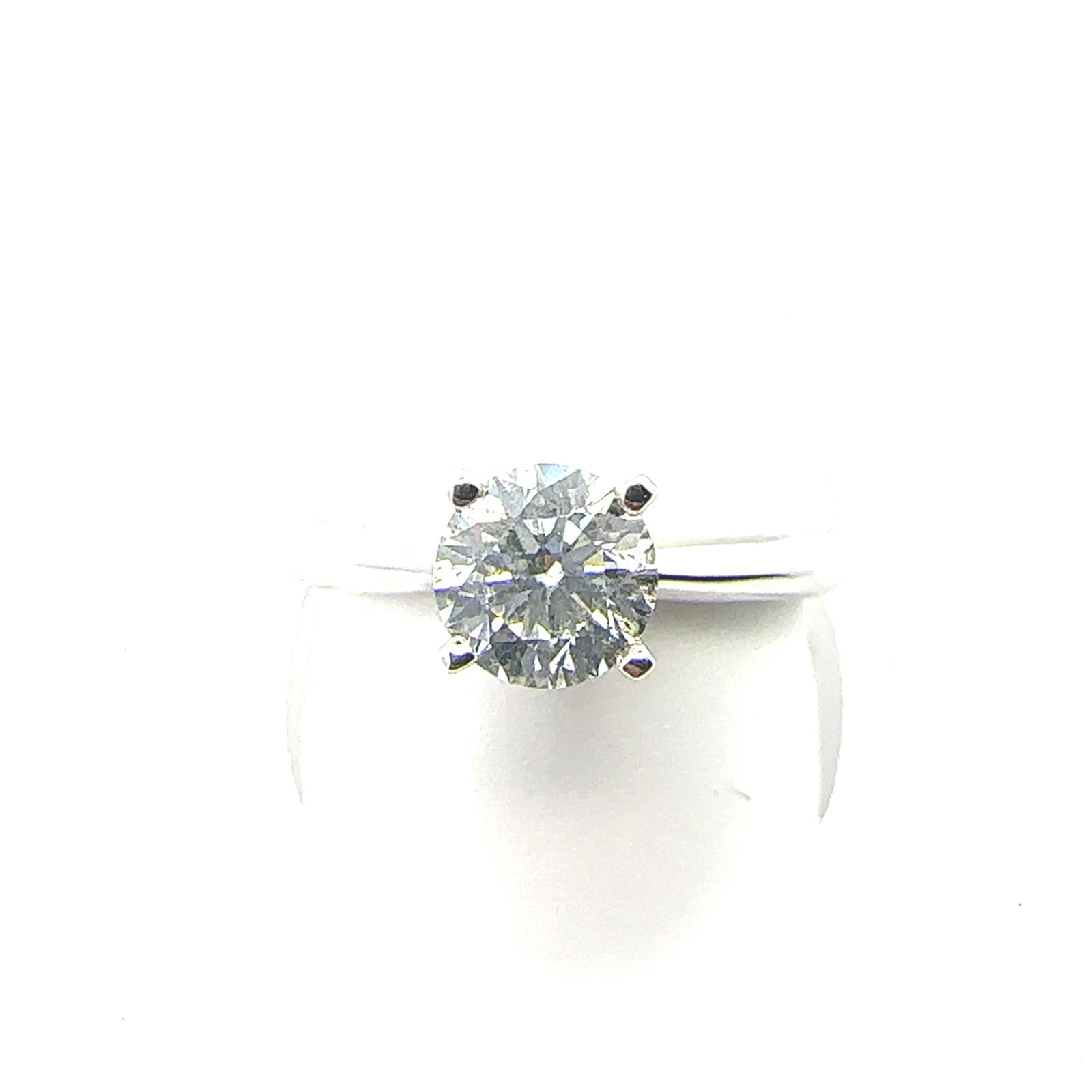 Rings  1.00   with 1.00  Round Brilliant Diamond Sides set on 2.07gr 14k WG