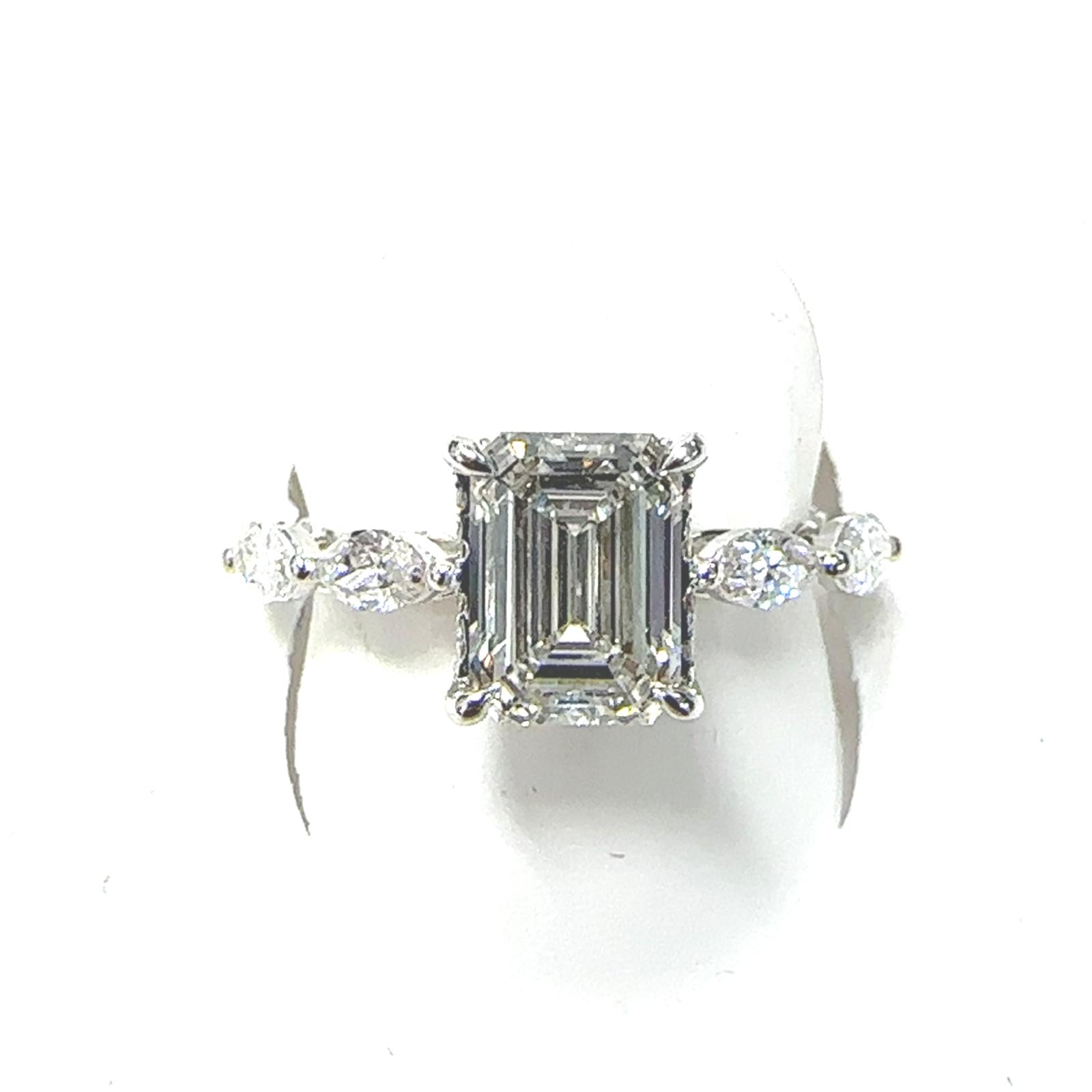 14KW LAB GROWN DIAMOND HH ENGAGEMENT RING 1EM-2.12CTW 6MQ-0.73CTW 10RD-0.13CTW 14KW-1.96GR