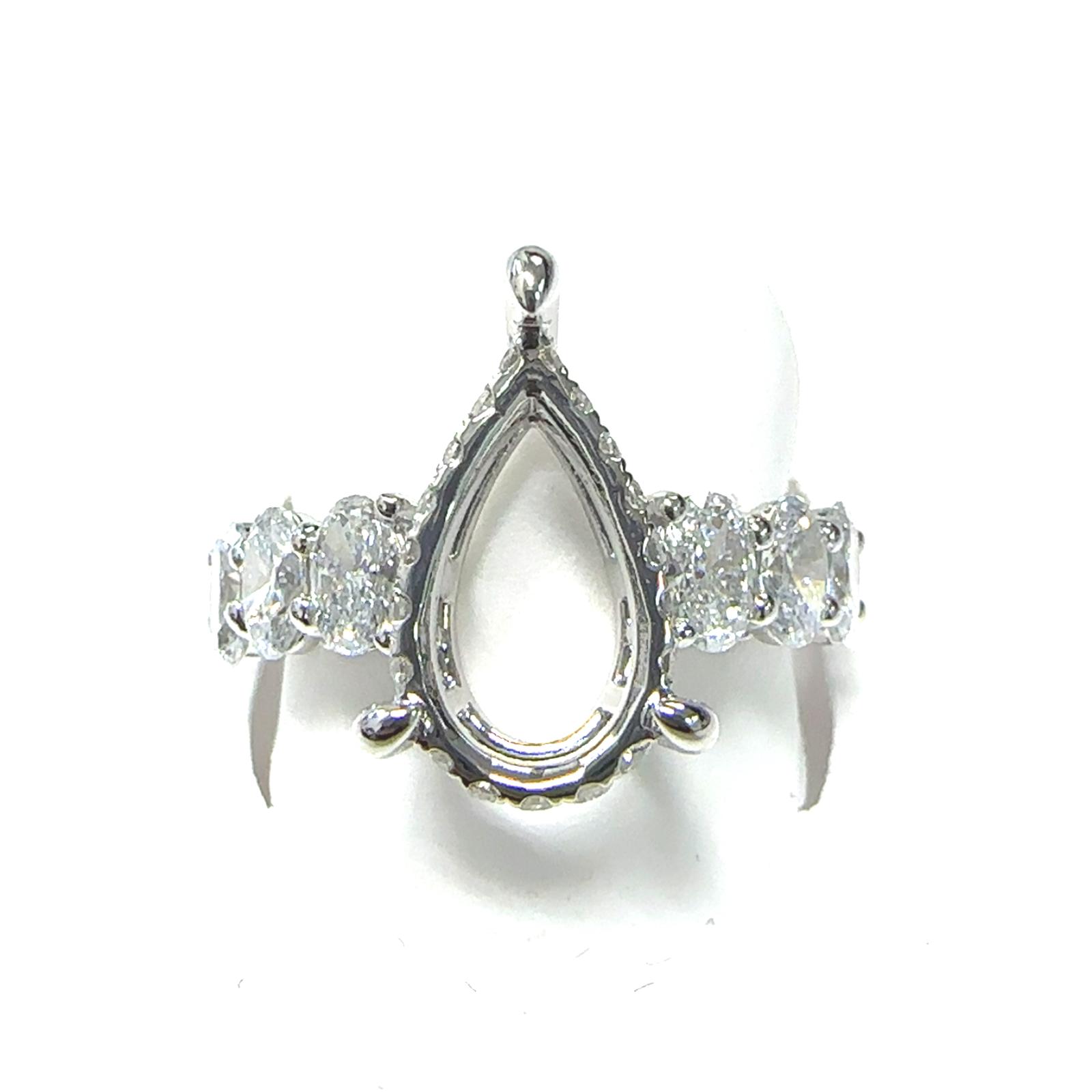 14KW LAB GROWN DIAMOND HH SEMI MOUNT FOR 4CT PEAR 6OV-1.26CT 19RD-0.24CT 14KW-2.77GR