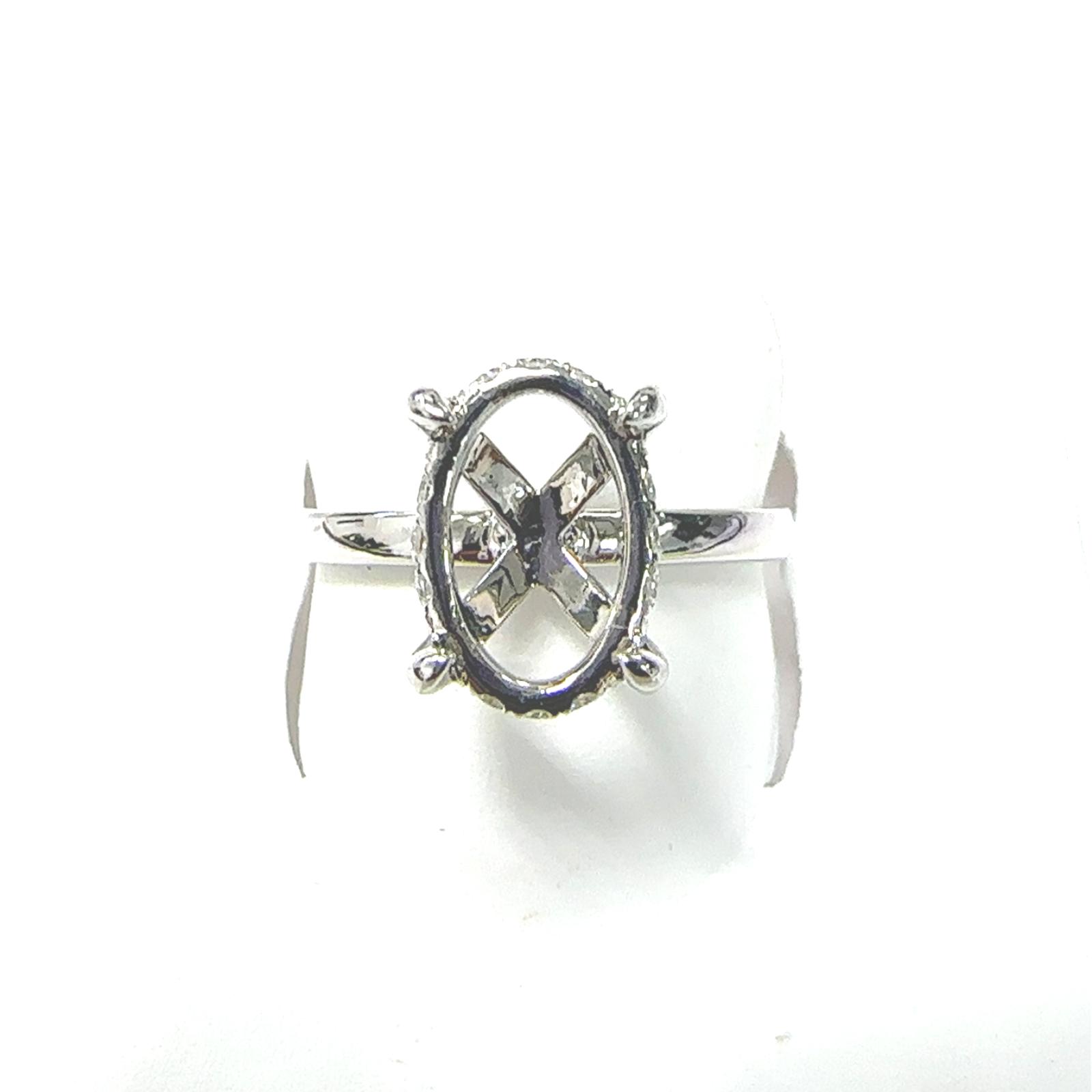 14KW LAB GROWND DIAMOND HIDDEN HALO SEMI MOUNT OVAL CENTER 28RD-0.36CTW 14KW-2.64GR