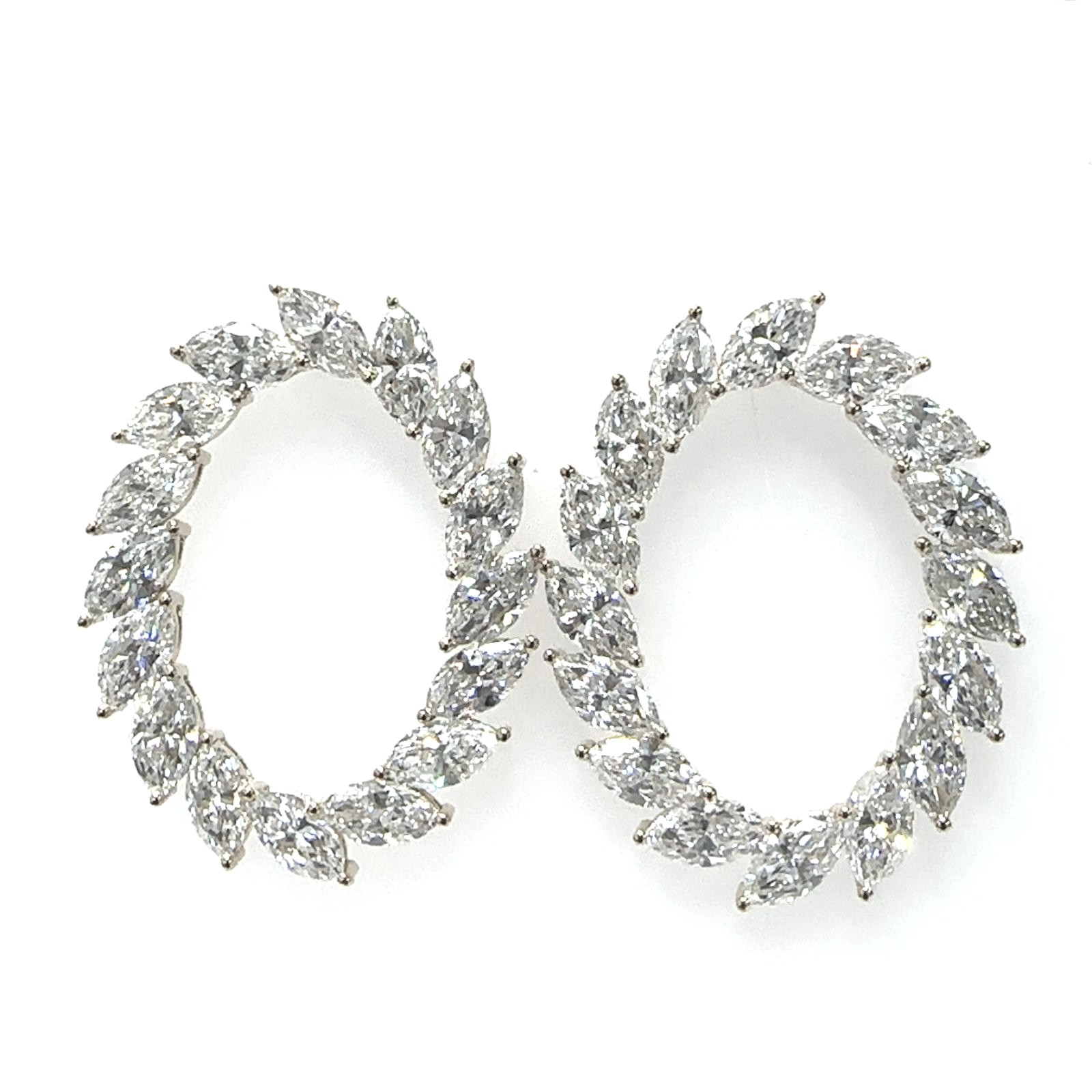 14KW LAB GROWN DIAMOND EARRINGS OVAL FRAME 32MQ-10.28CTW 14KW-6.32GR