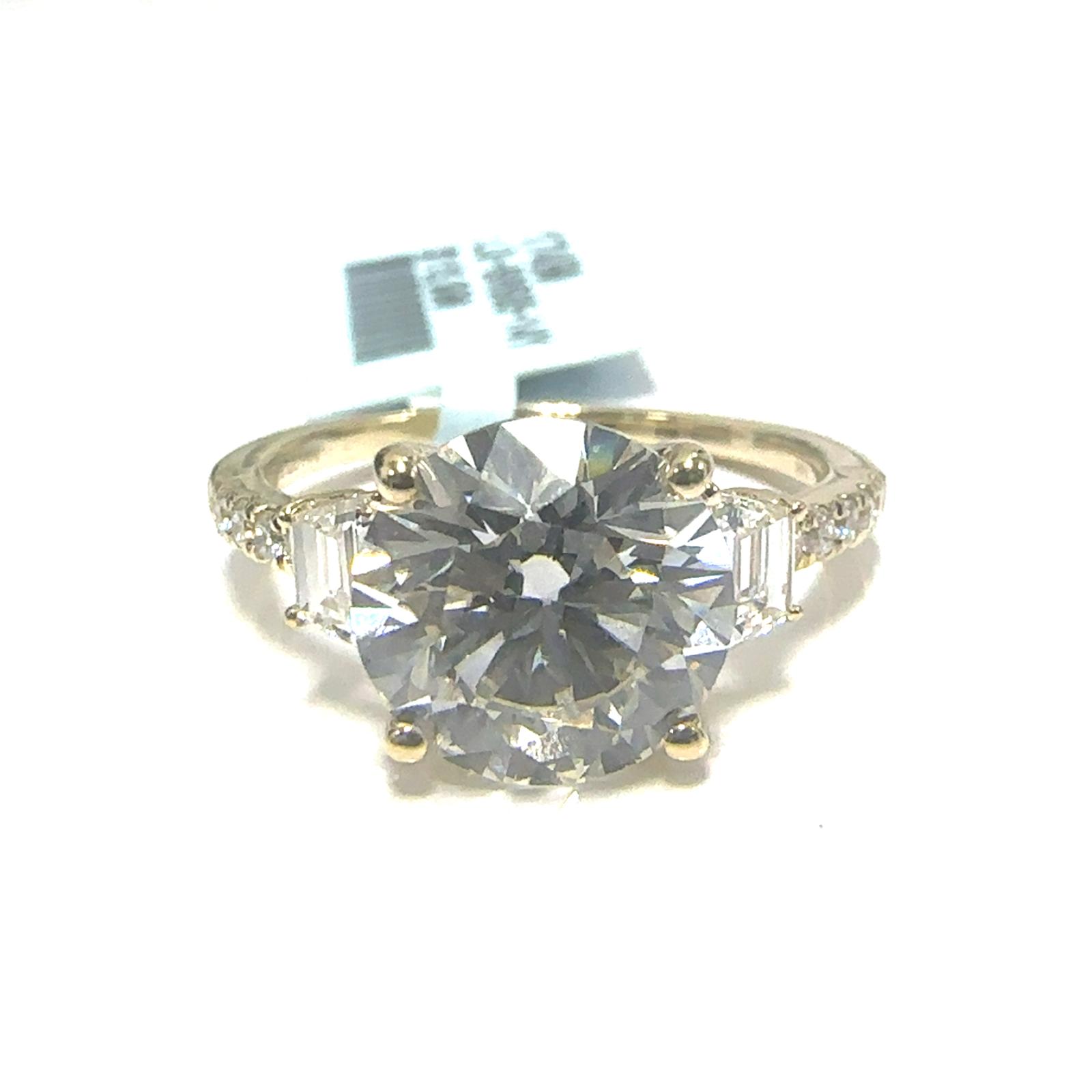 14KY LAB GROWN DIAMOND ENGAGEMENT RING NON CERT F-G VS+ 1RD-3.19CT 12D-0.52CTW 14KY-2.506GR