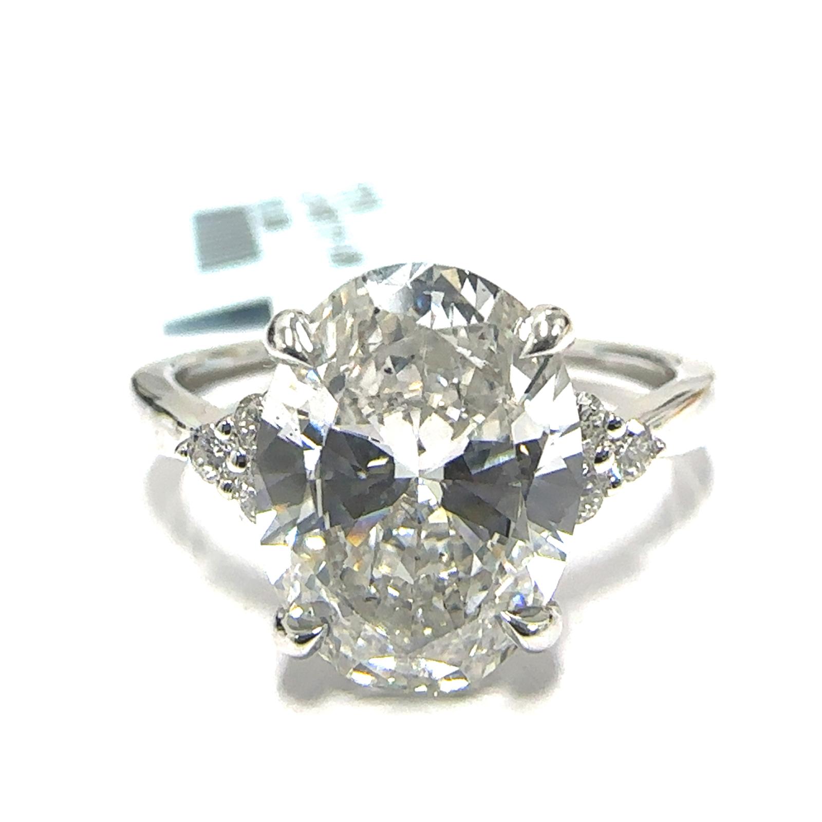 14KW LAB GROWN DIAMOND ENGAGEMENT RING NON CERT F-G VS+ 1OV-3.27CT 6D-0.16CTW 14KW-2.758GR