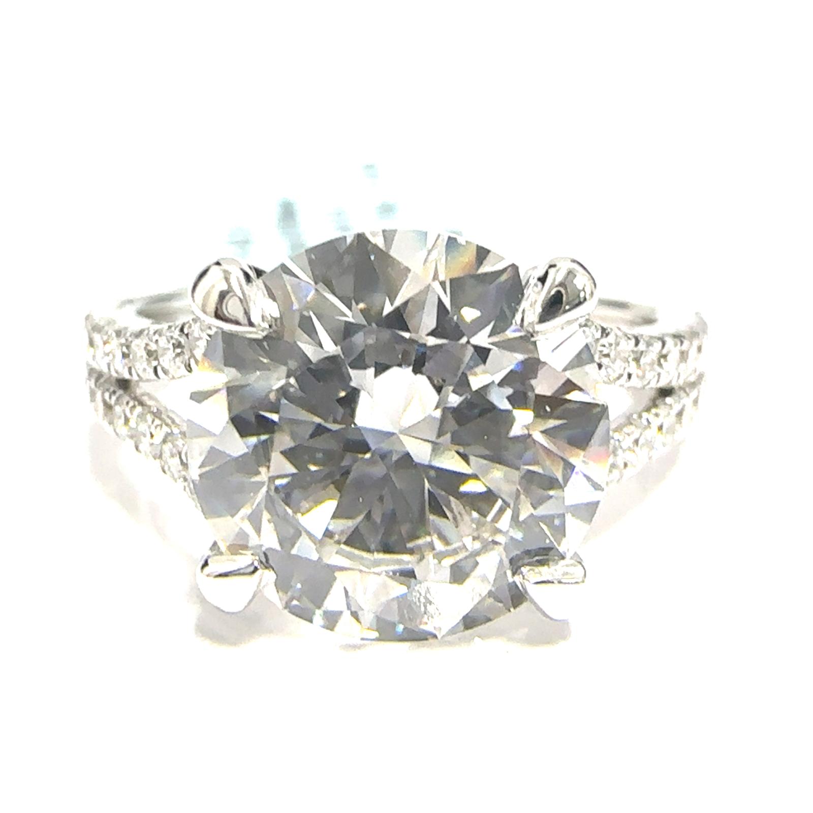14KW LAB GROWN DIAMOND ENGAGEMENT RING NON CERT F-G VS+ 1RD-4.02CT 36D-0.44CTW 14KW-2.992GR