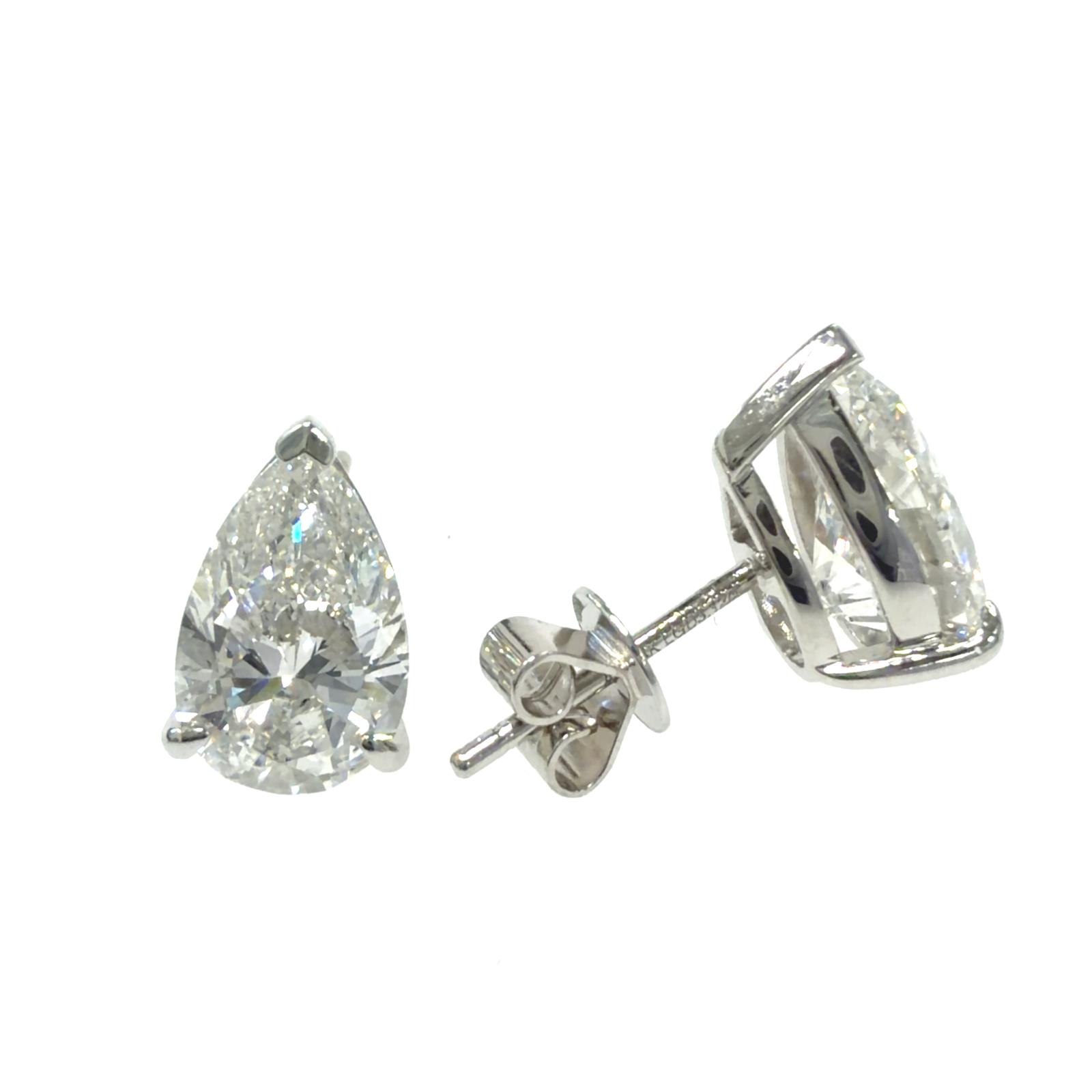 14KW LAB GROWN DIAMOND STUDS 1PE-1.43CT 1PE-1.7CTW 14KW-1.46GR